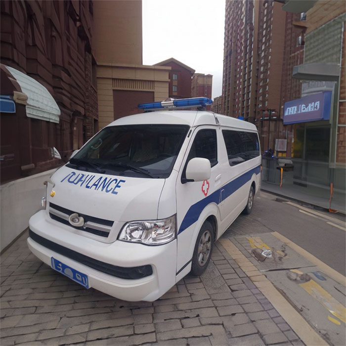宜宾成都救护车出租转院