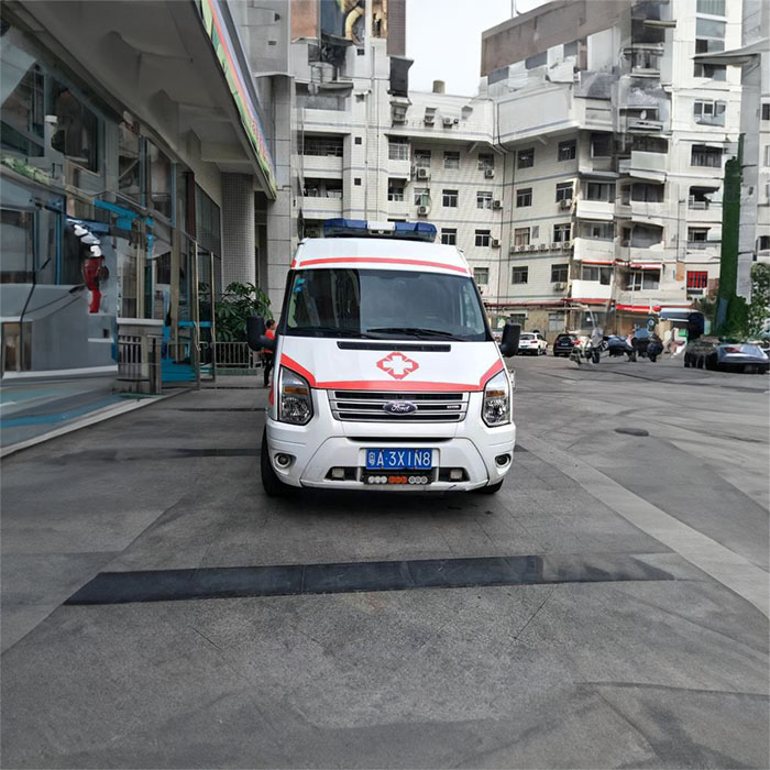 宜宾病重转院救护车出租案例