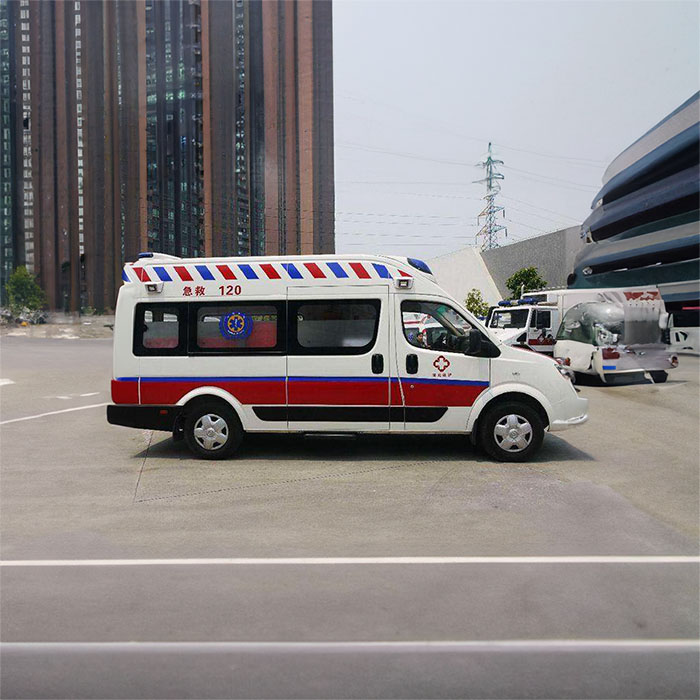 宜宾高铁病患救护车转运案例